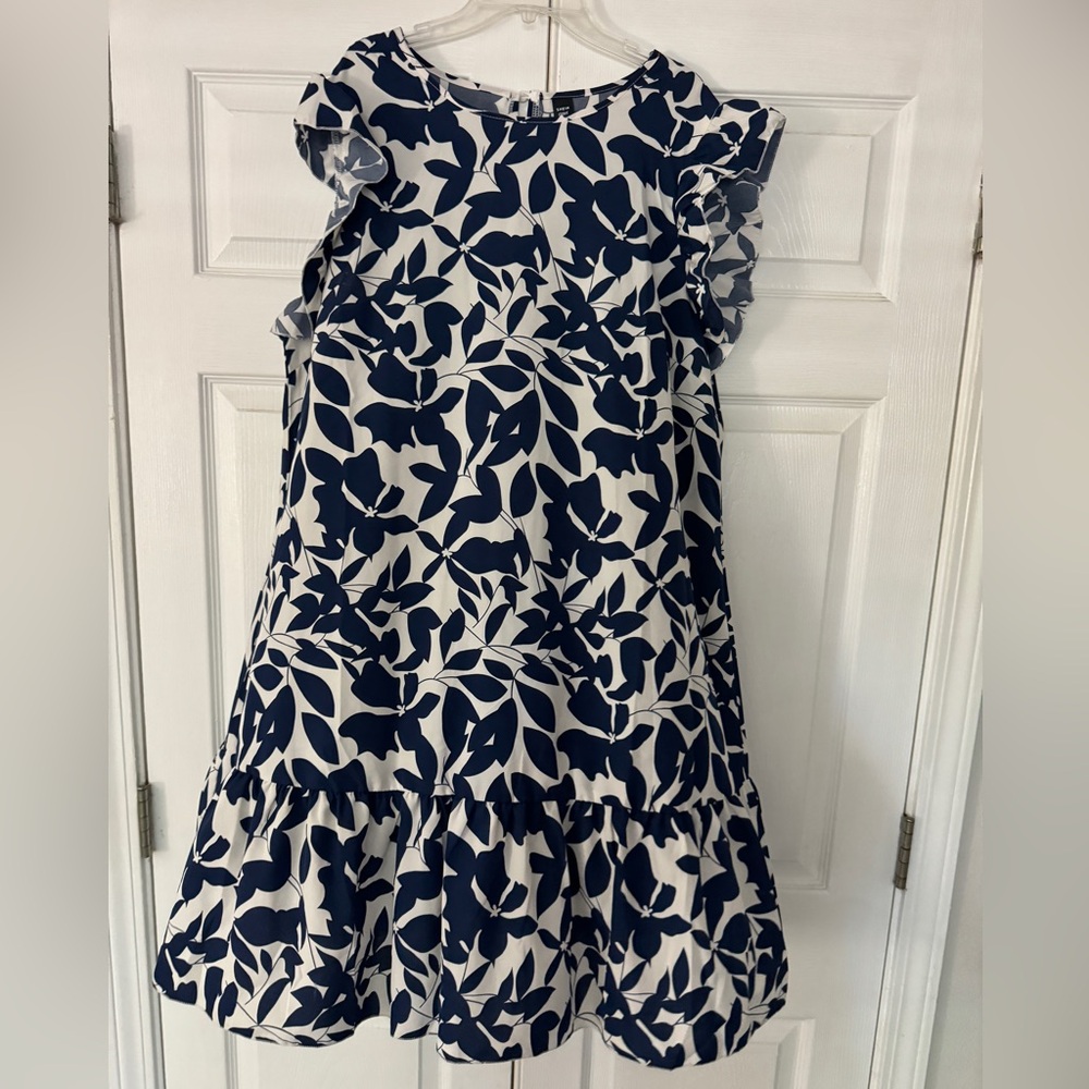 A-Line dress
Navy Floral